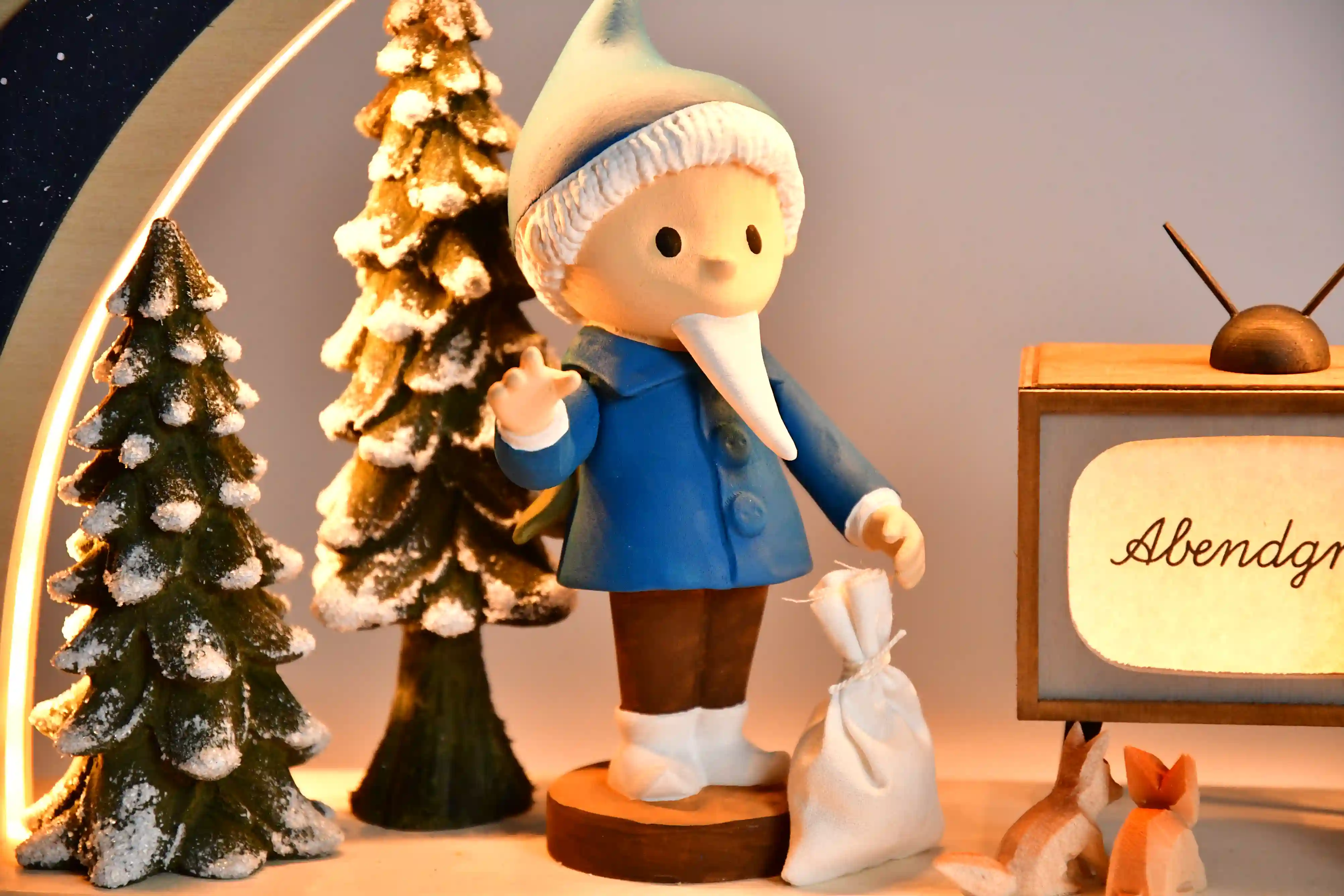 Unser Sandmännchen Schwibbogen - Fernseher beleuchtet detail 2