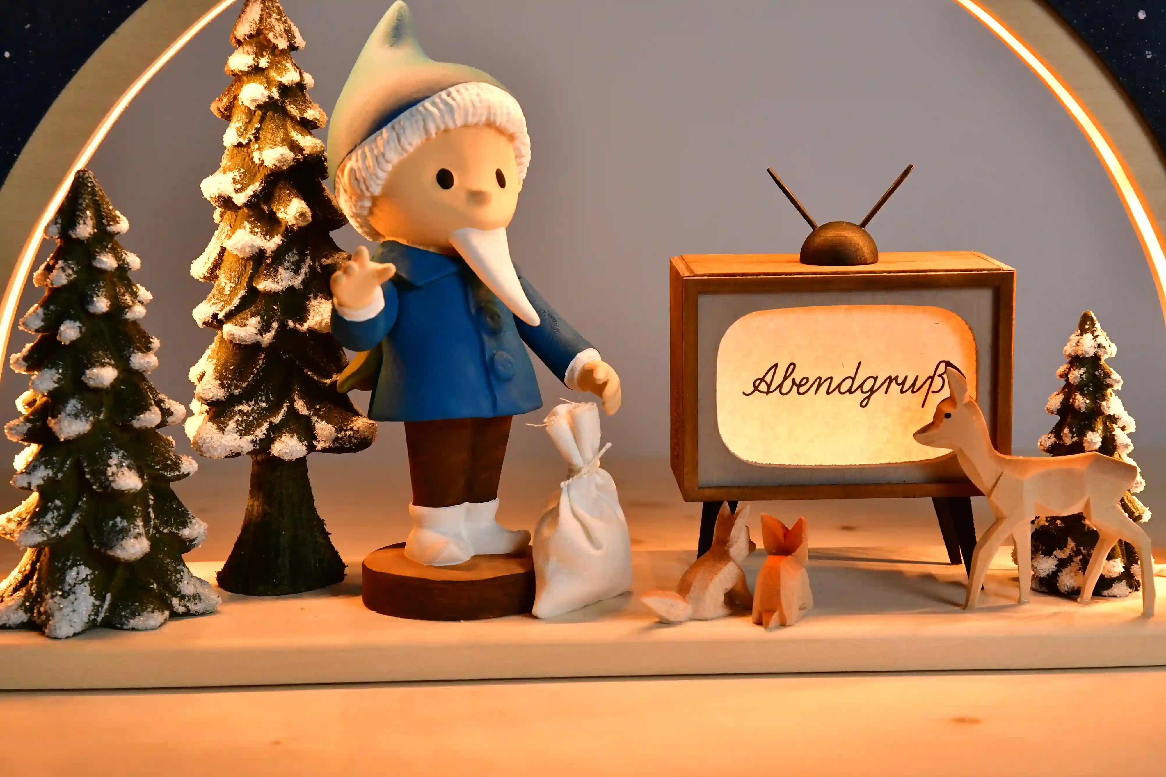 Unser Sandmännchen Schwibbogen - Fernseher beleuchtet detail