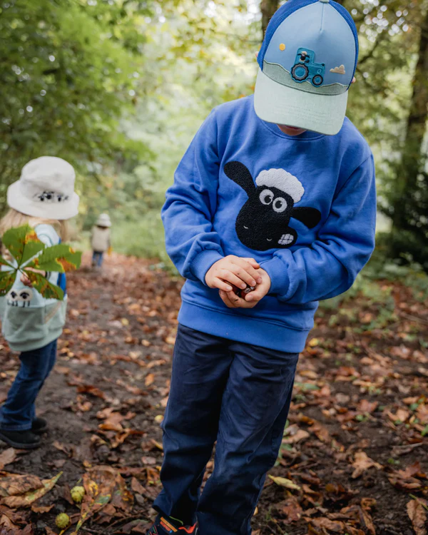basecap fuer kinder shaun das schaf motiv traktor moodbild
